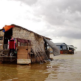 the floating village - laihiu