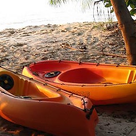 Kayaks at Barefoot Lodge, Drawaqa, Fiji. - drcw Kayaks at Barefoot Lodge, Drawaqa, Fiji. - drcw