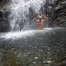 Fiji 2004 - Trucknroll