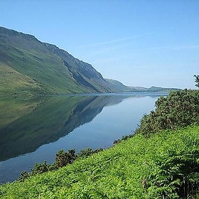 lake reflection - Georgio