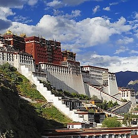 Potala dead museum no monks - reurinkjan